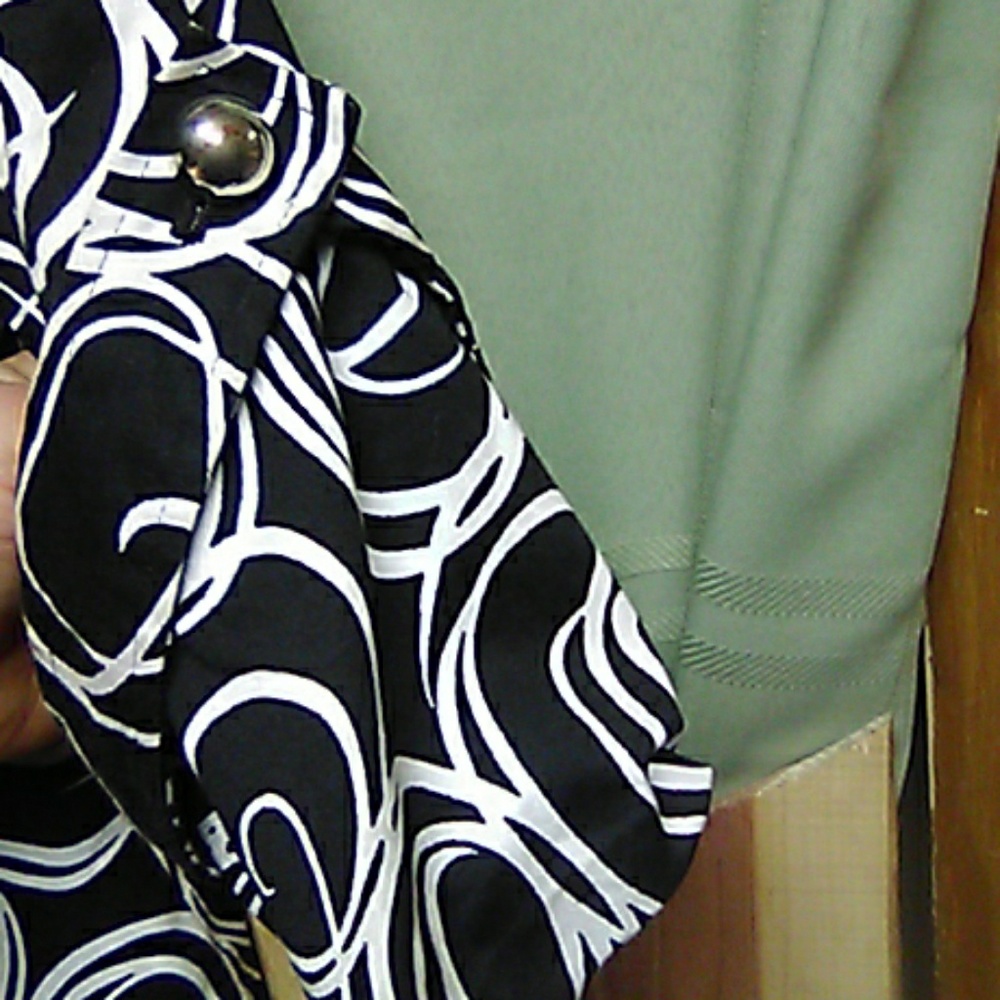 Jacket - Picture 3 of 3